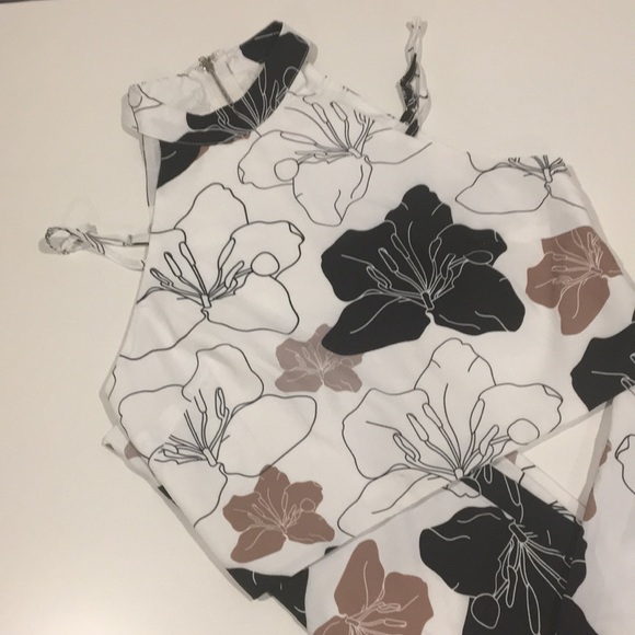 L'ATISTE Other - L’ATISTE by Amy Set crop halter top & pants Size S